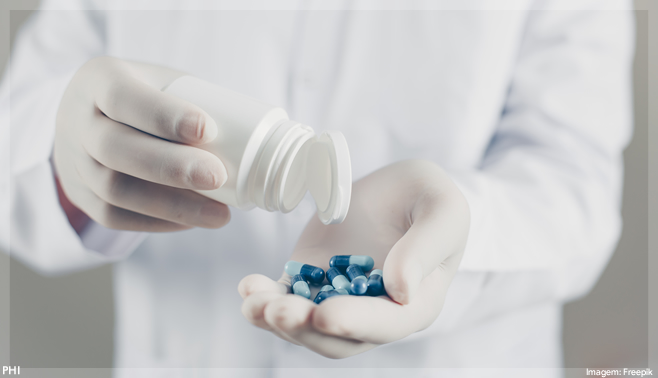 Paxlovid, antiviral oral da Pfizer contra a COVID-19, recebe registro definitivo pela ANVISA
